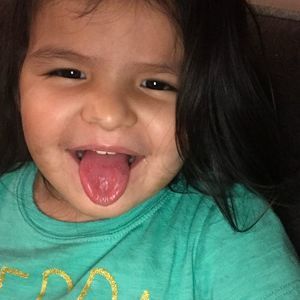 Meet your Posher, Rocio n juan